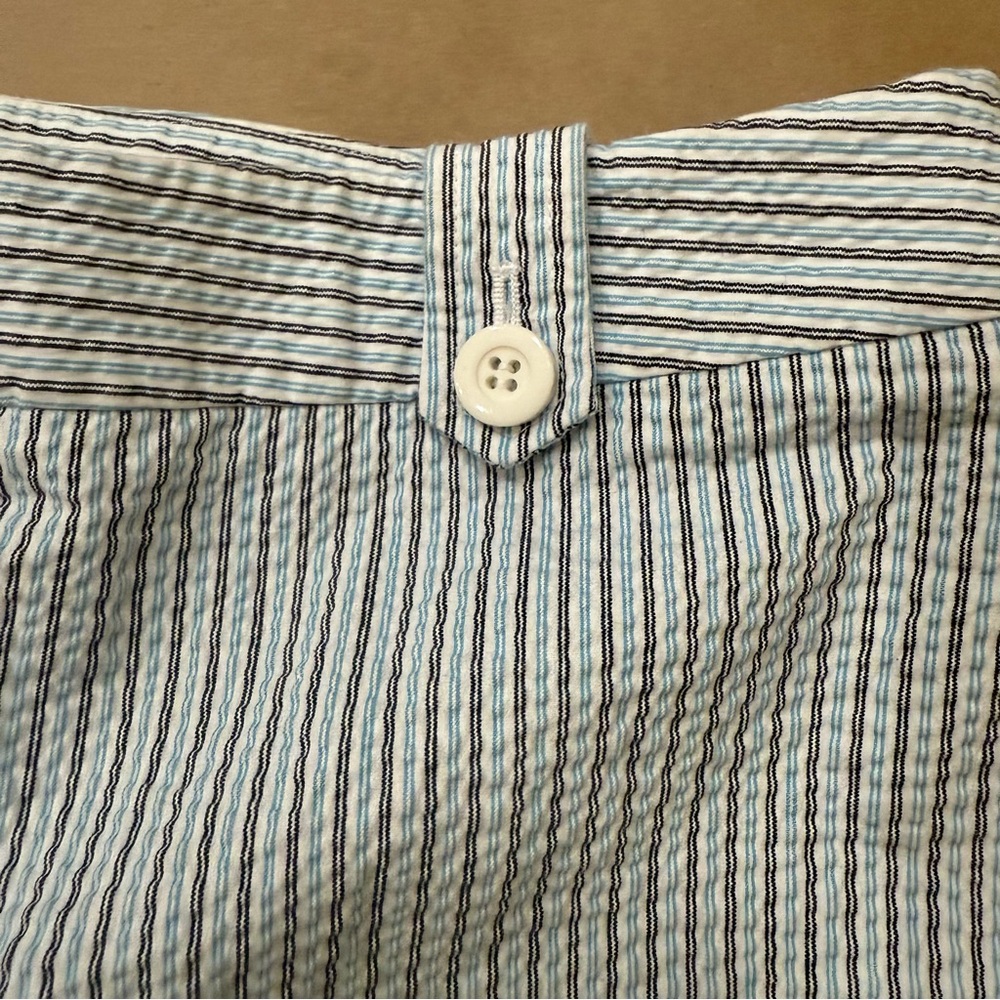Judith Hart Seersucker Striped Blue, White, and Black Shorts Size 16 - Picture 4 of 14